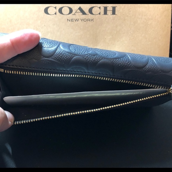 LAST ONE! NWT Black Coach Wallet AUTHENTIC - Picture 7 of 8